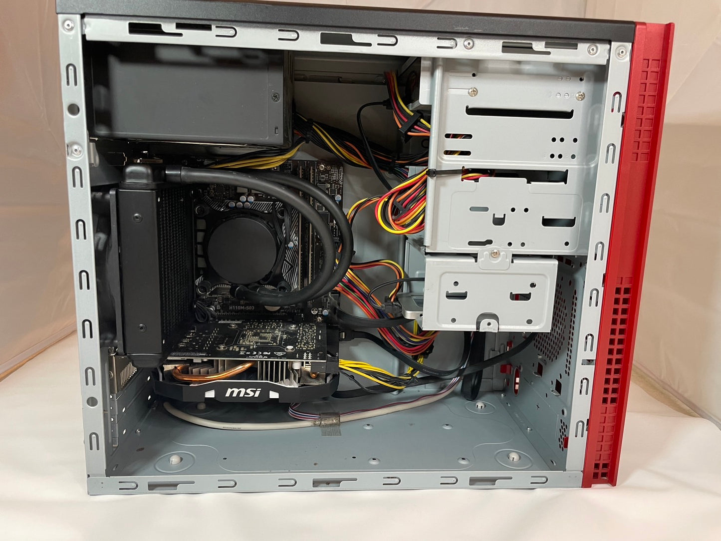 LEVEL∞ Core i5-7500×GeForce GTX 1060 3GB【Bランク】| 中古ゲーミングPC