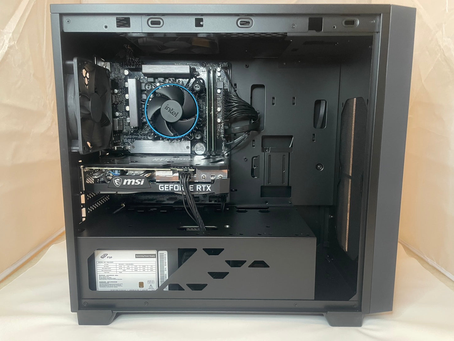 LEVEL∞ Core i5-13400×GeForce RTX 3050 8GB【Aランク】 | 中古ゲーミングPC