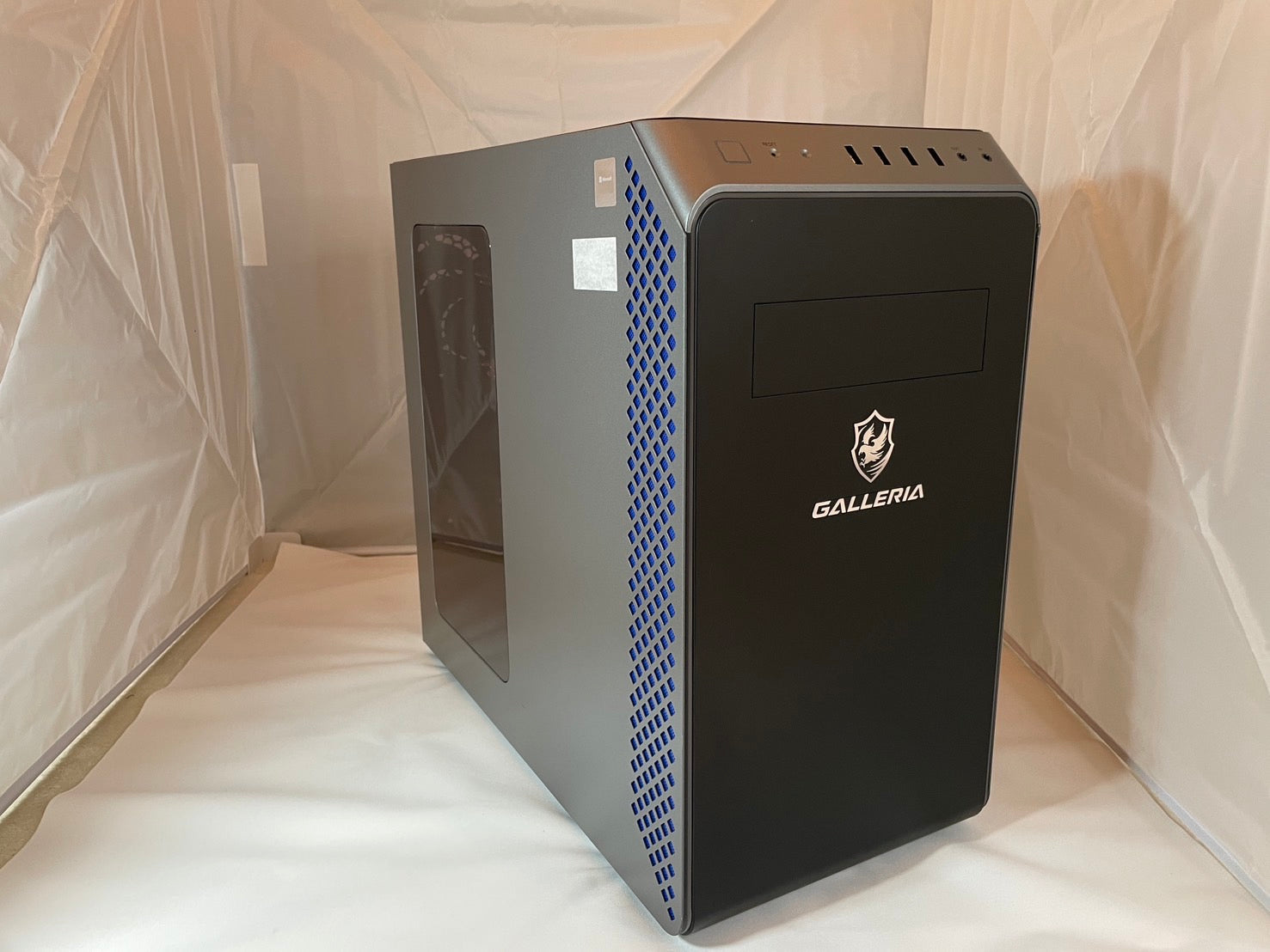 ミニタワーとミドルタワーを比較してみました