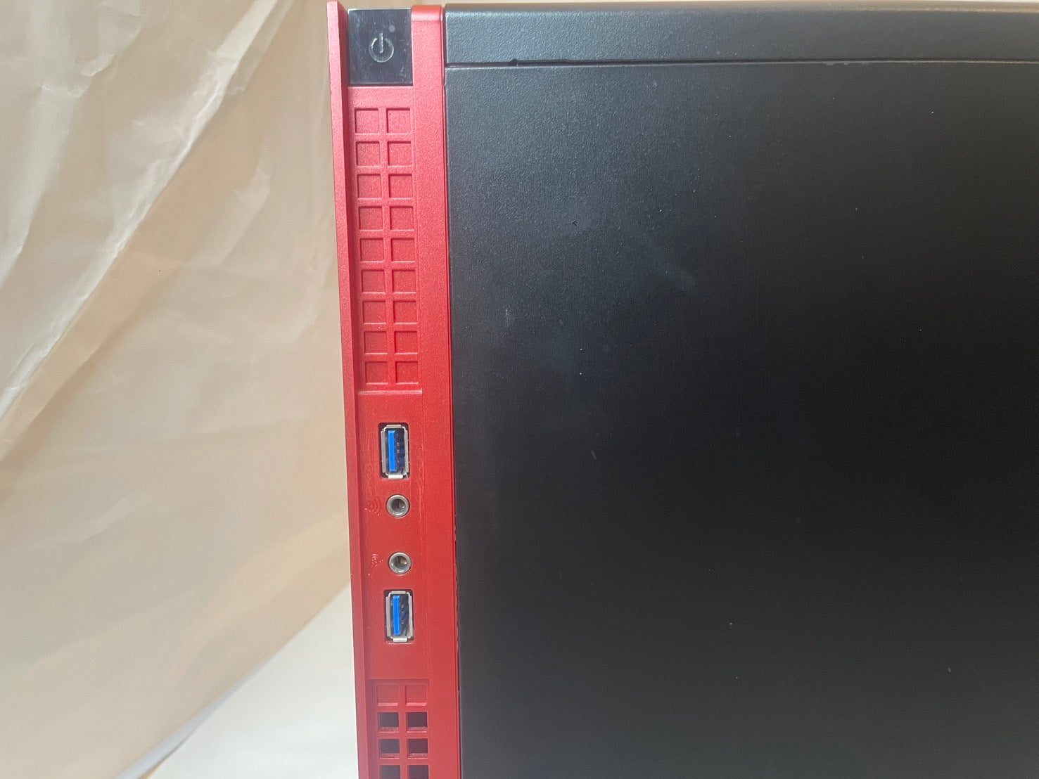 LEVEL∞ Core i5-8400×GeForce GTX 1060 3GB【Bランク】| 中古