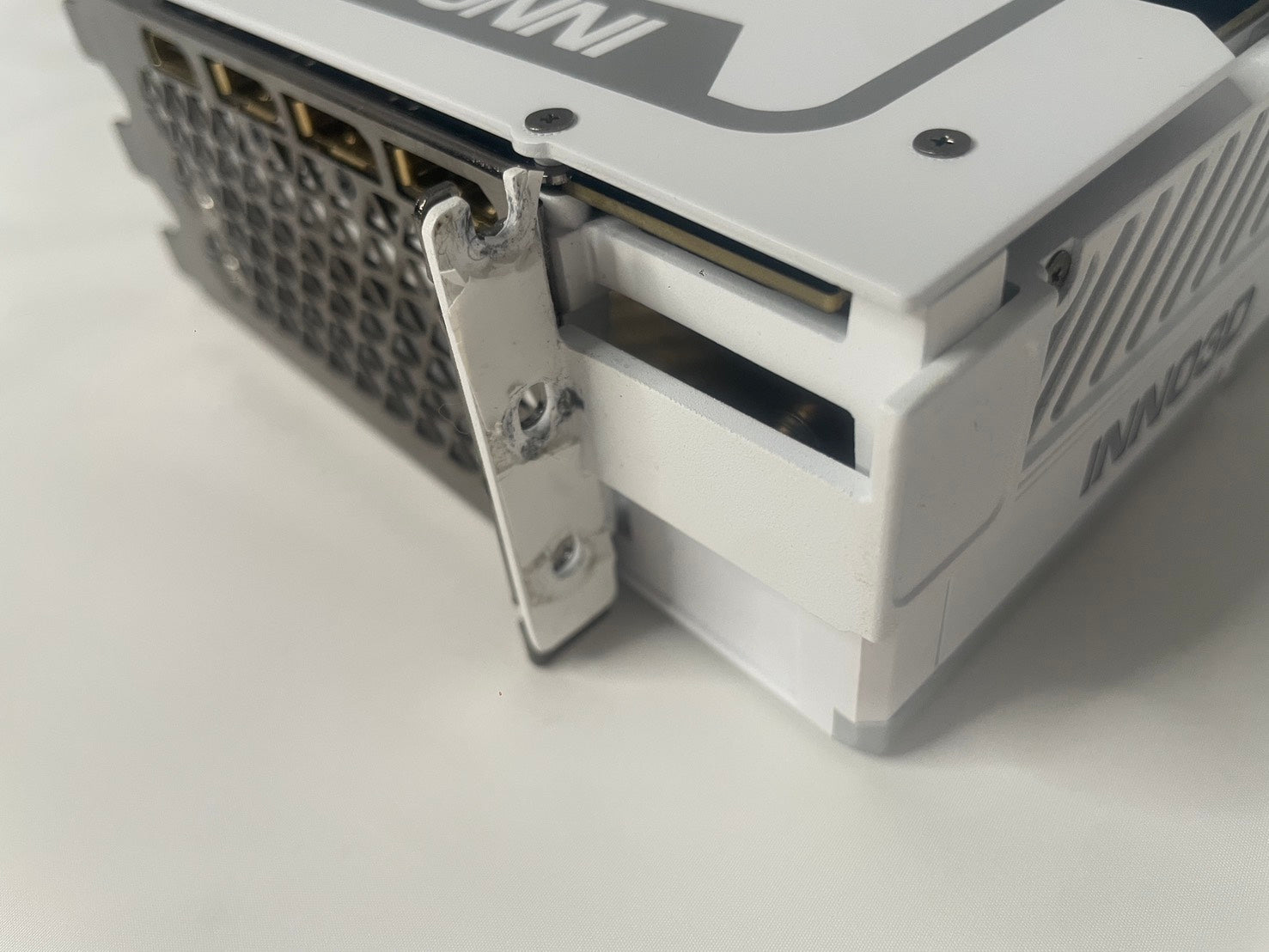 INNO3D GeForce RTX 4090 X3 OC WHITE【Cランク】 – アドパソ